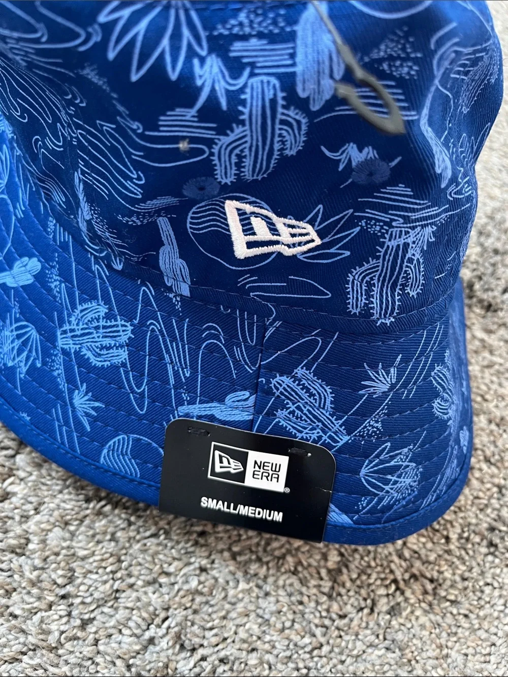 NWT Chicago Cubs bucket hat size small medium
